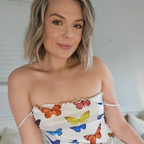 Caireen- FREEBIES in DMs!