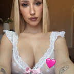Girlfriend Stella ?