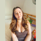 Leah ? hairy pussy