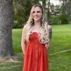 ?Petite MILF?