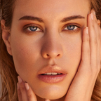 Melanie De Toni