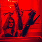 Miss Viktoria Quinn
