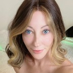 ?REAL?MOM NEXT DOOR
