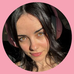 Sarah ? your fav egirl ╰(◡‿◡?╰)